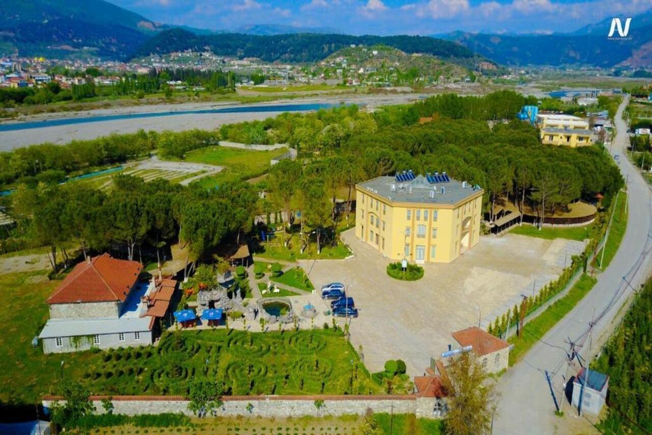 Kriva Resort 엘바산 외부 사진