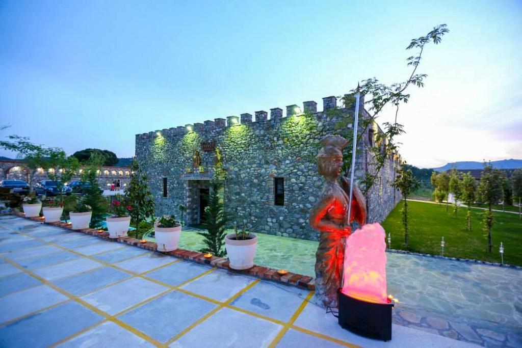 Kriva Resort 엘바산 외부 사진