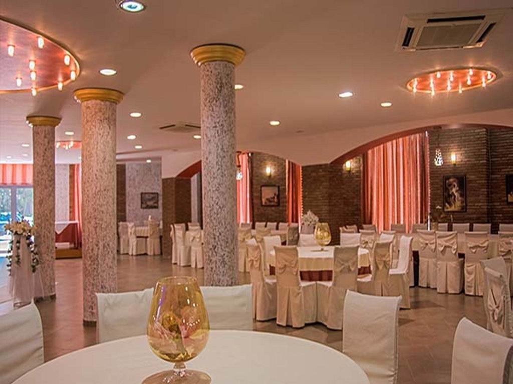 Kriva Resort 엘바산 외부 사진