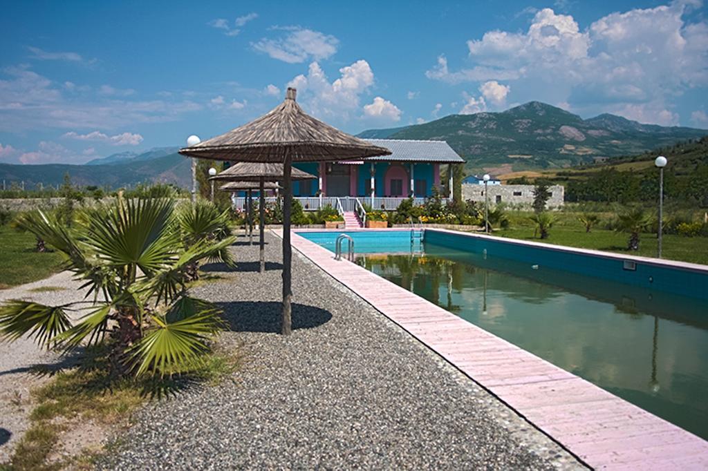 Kriva Resort 엘바산 외부 사진
