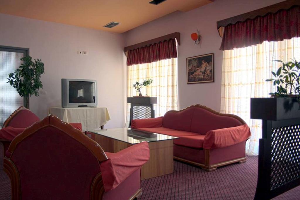 Kriva Resort 엘바산 외부 사진