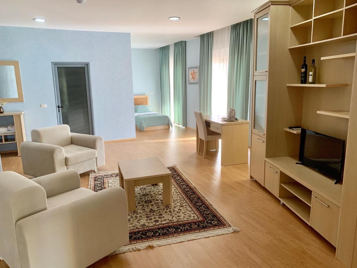 Kriva Resort 엘바산 외부 사진